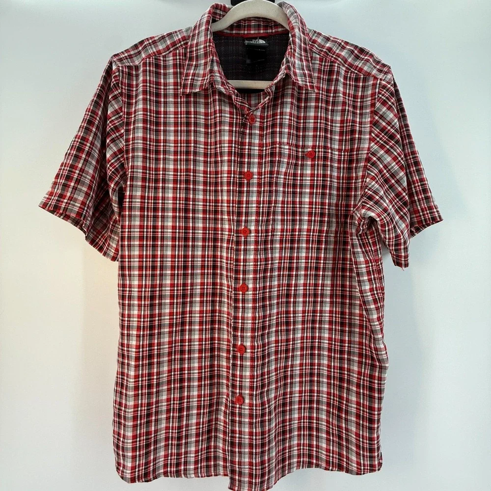 The North Face Shirt Mens Medium Flap Pocket Button Up Red Plaid Short Sleeve